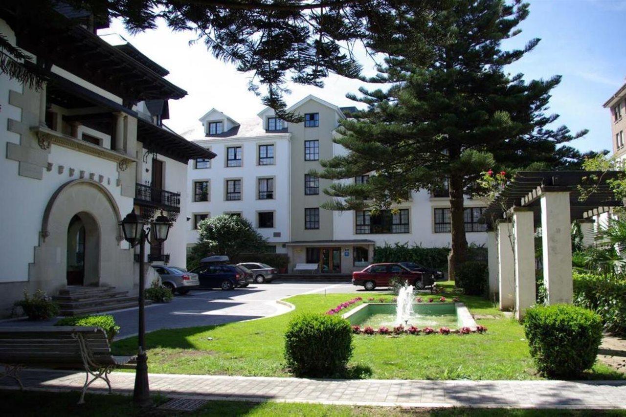 Palacio Arias Navia Extérieur photo