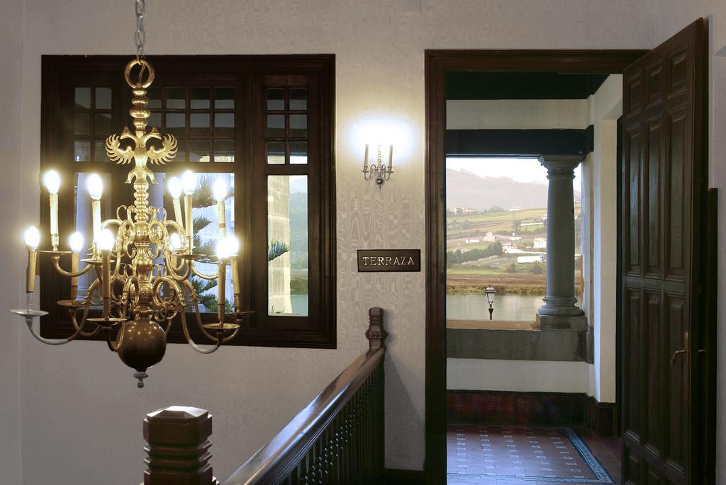 Palacio Arias Navia Extérieur photo
