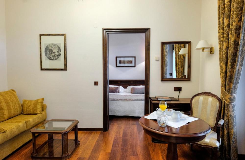 Palacio Arias Navia Extérieur photo